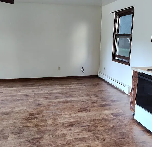 62 E Market St #1 — Photo 5