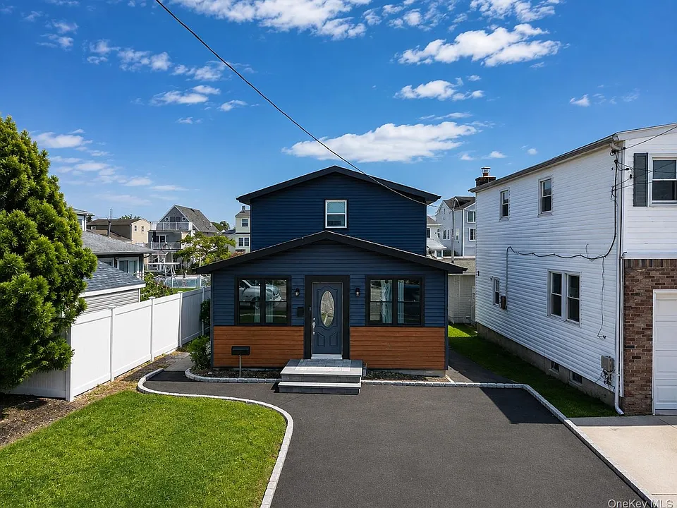 55 Alhambra Rd