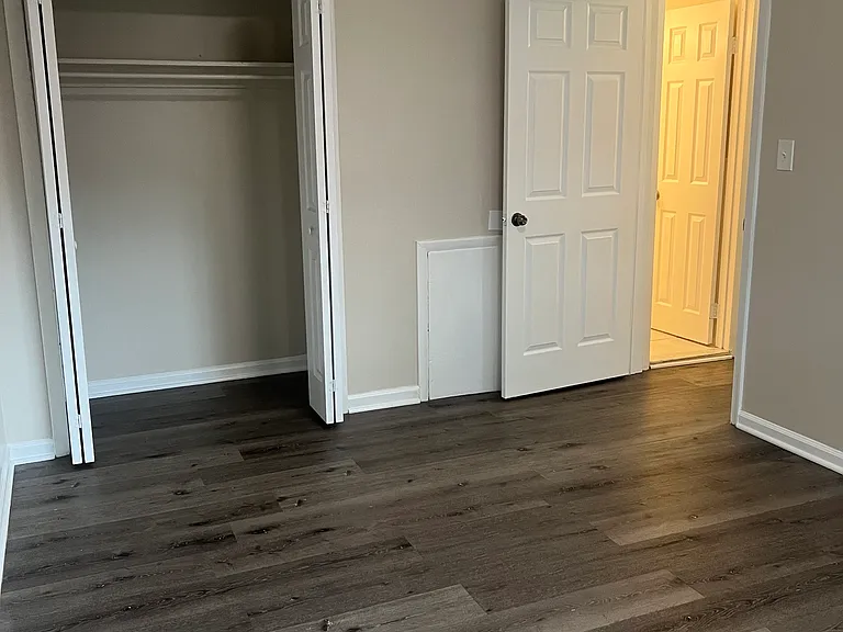 2318 Glendale Ter #1A — Photo 35