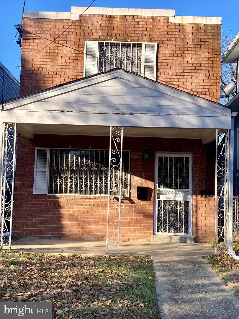 712 Alabama Ave SE photo 1