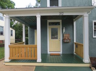 312 7 1/2 St SW, Charlottesville, VA 22903