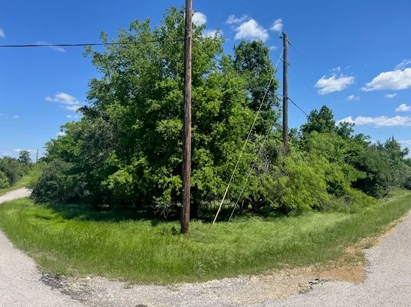 21046 Hill Terrace Ct, Whitney, TX 76692