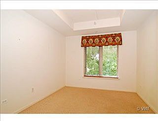 3rd image of 425 Village Grn Unit 206