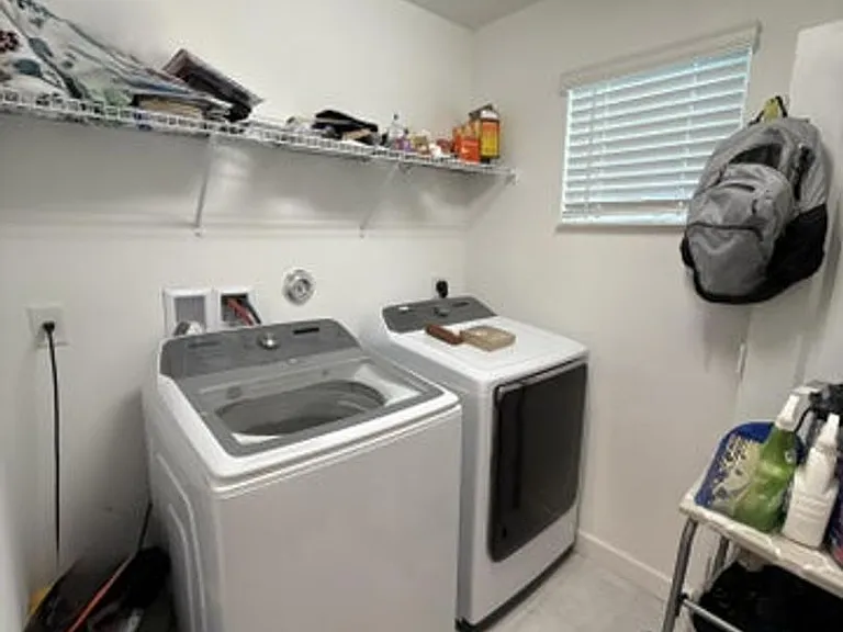 1880 Grantham Ct — Photo 13