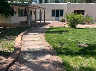 1571 Bishops Lodge Rd #C, Santa Fe, NM 87506