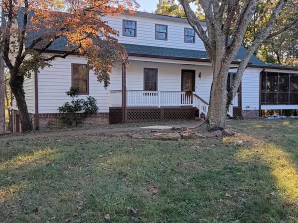 2520 Love Ln, Soddy Daisy, TN 37379