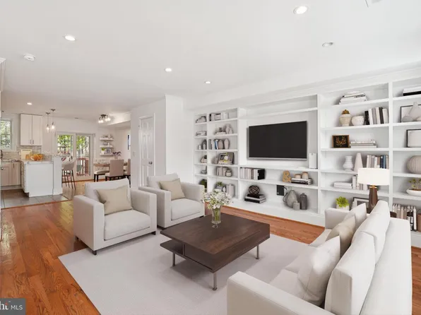 624 19th St NE, Washington, DC 20002