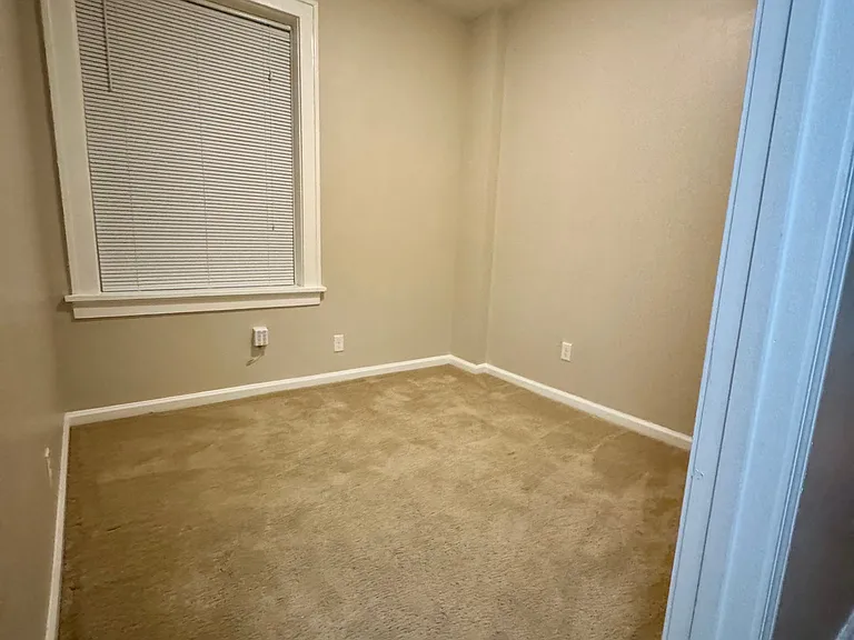 4322 McRee Ave #2W — Photo 19
