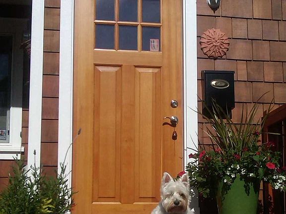 Side Door Entrance