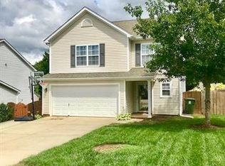 908 River Trail Rd, Lowell, NC 28098