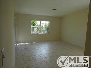 CCC 22850C Living Room