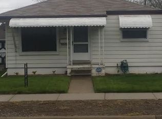 24876 Hayes Ave, Eastpointe, MI