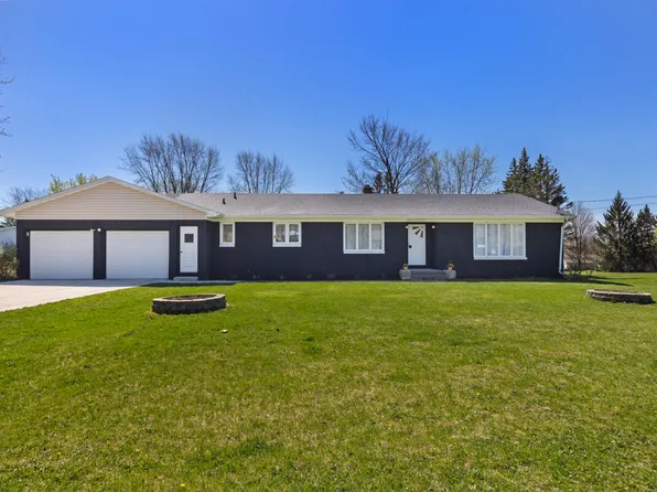 3920 Coral Valley Ct SE, Kentwood, MI 49512