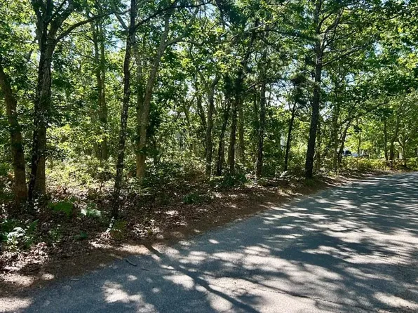 11 Boylston Dr, Edgartown, MA 02539