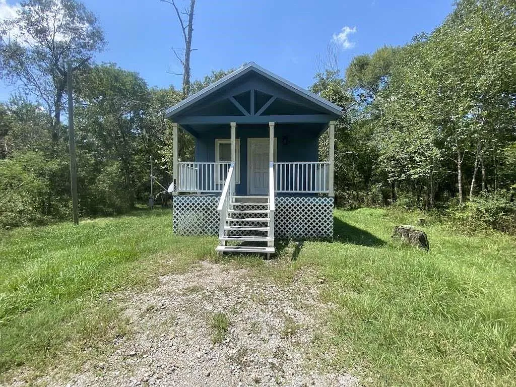 2 bed, 1.0 bath, 630 sqft, $1,250 — Photo 2