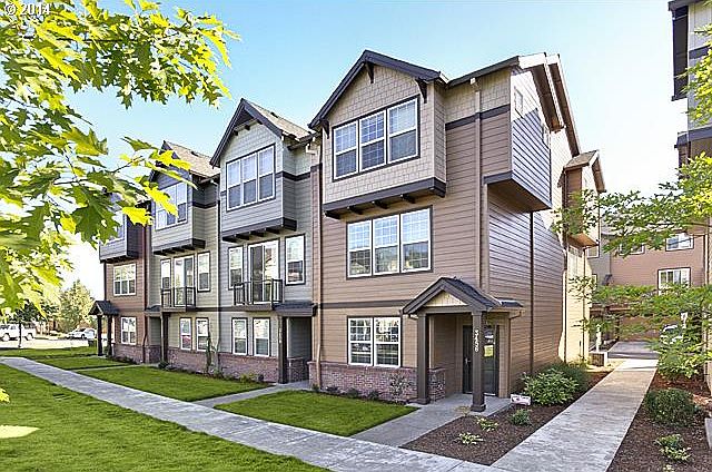 1st image of 3456 SE Pepperwood Way