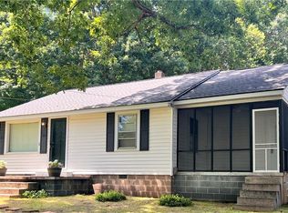 405 Saunders Dr, Asheboro, NC 27203