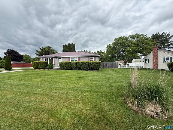 2nd image of 22 Porter Plain Road