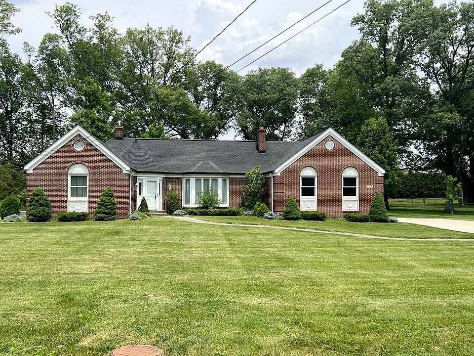 1st image of 1318 North Dr