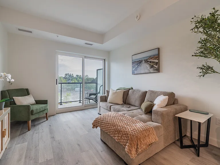 6301 Campeau Dr — Photo 14