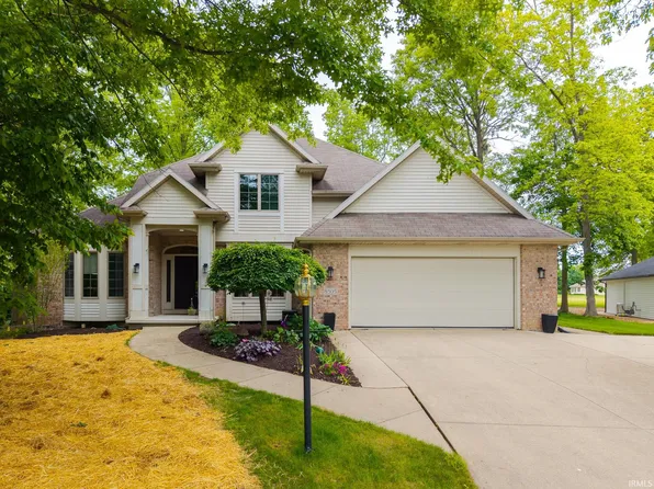 8505 Crenshaw Ct, Fort Wayne, IN 46835