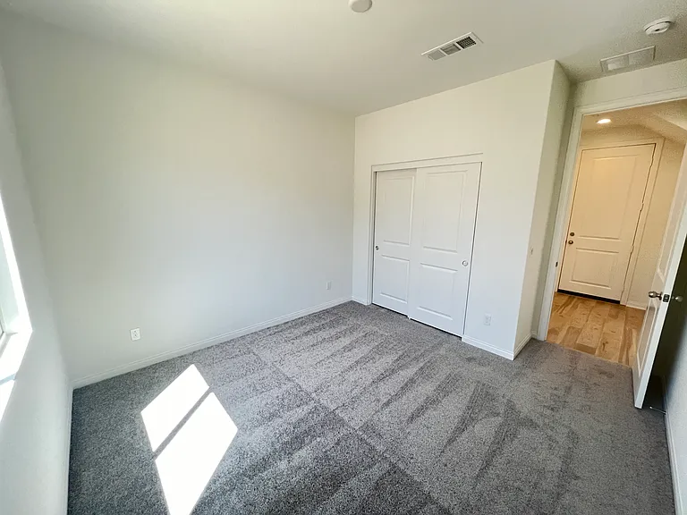 21469 Thomas Ct — Photo 64