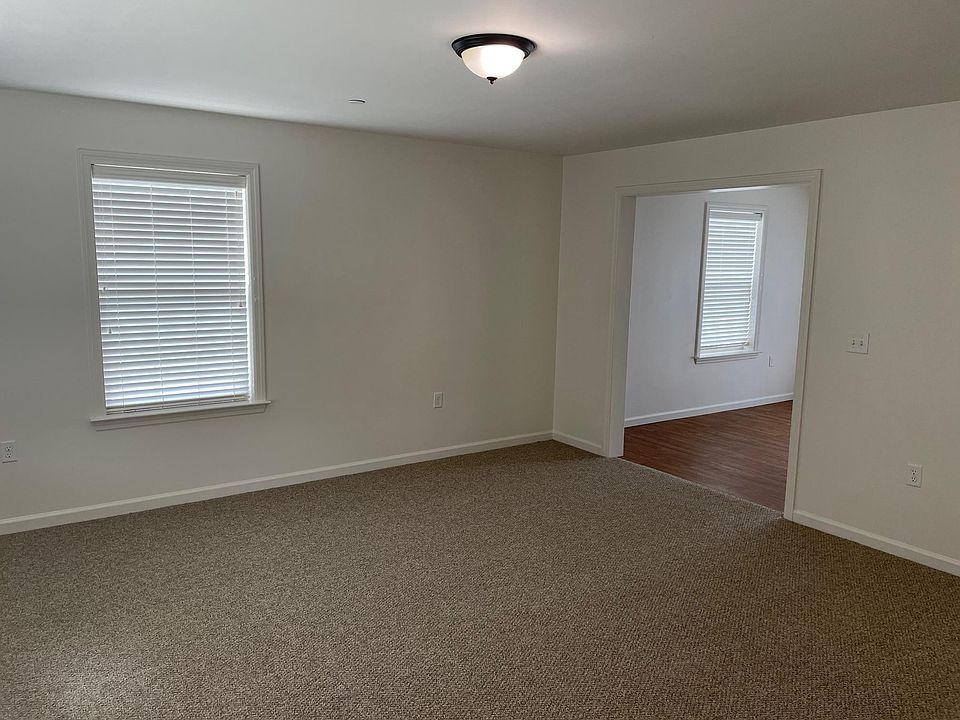 18 N Kinzer Rd Kinzers PA Zillow