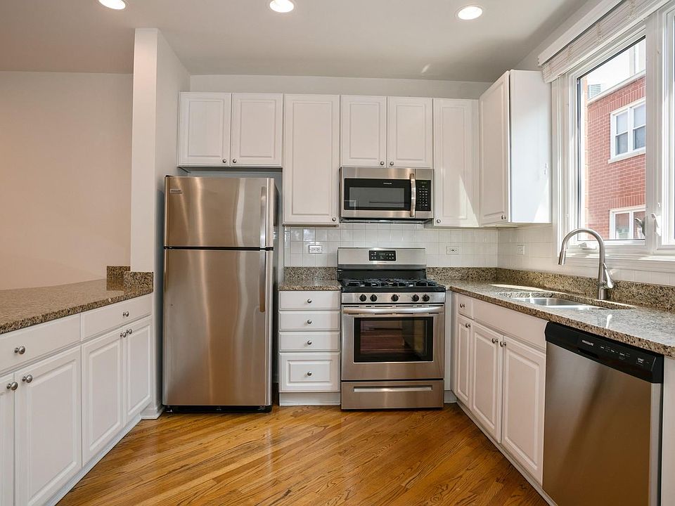 1st image of 2803 N Wolcott Ave Unit E