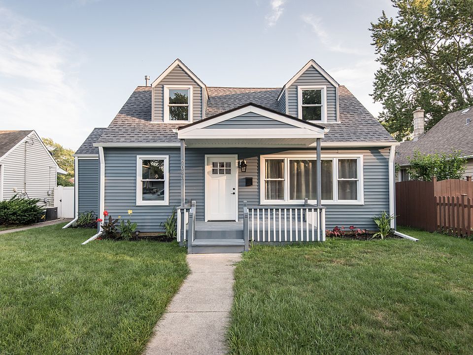 1st image of 7043 W 114th St