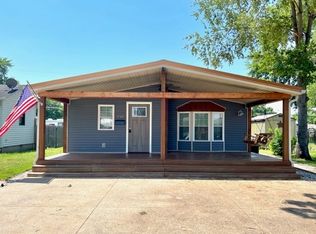 210 Franklin St, Edinburgh, IN 46124