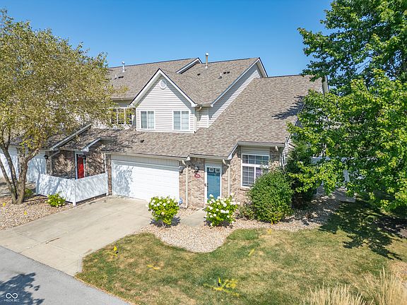 2nd image of 5826 Beacon Cove Pl