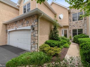 221 Winged Foot Dr, Blue Bell, PA 19422