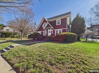 207 Doremus Ave, Ridgewood, NJ 07450