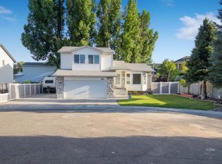 1527 Clover Hills Dr, Elko, NV 89801