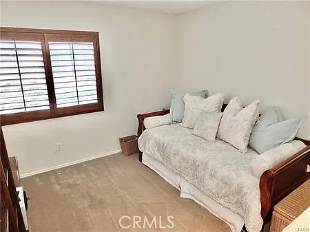 1566 Plymouth Ln — Photo 20