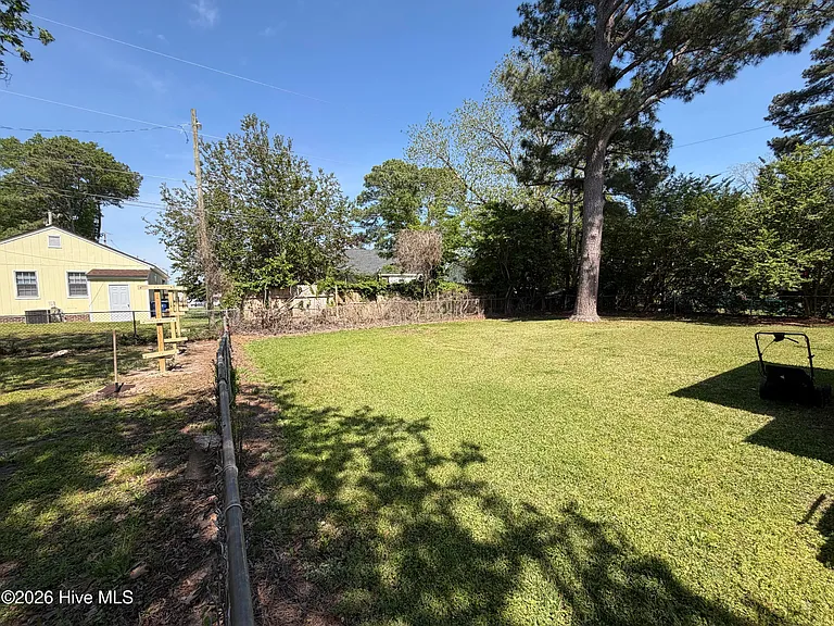 2803 Jefferson Dr — Photo 4