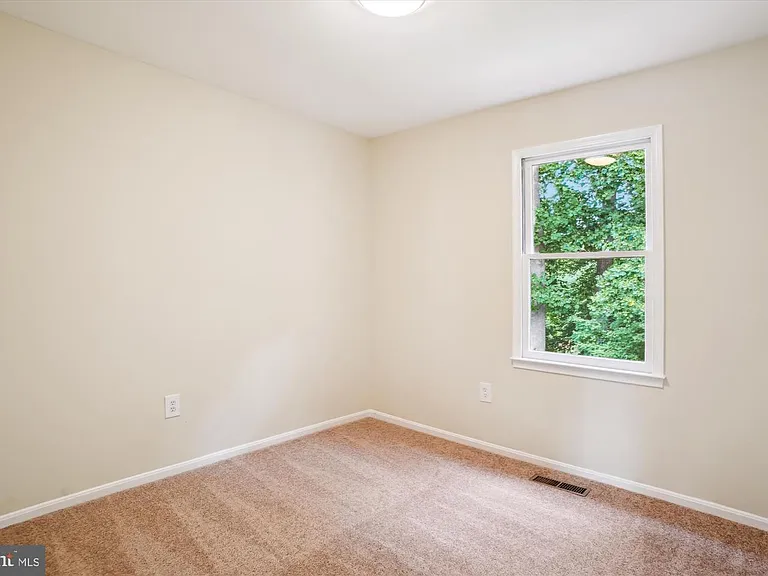 7768 Heatherton Ln #7768 — Photo 23