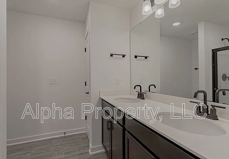 1451 Darrowby Way — Photo 12
