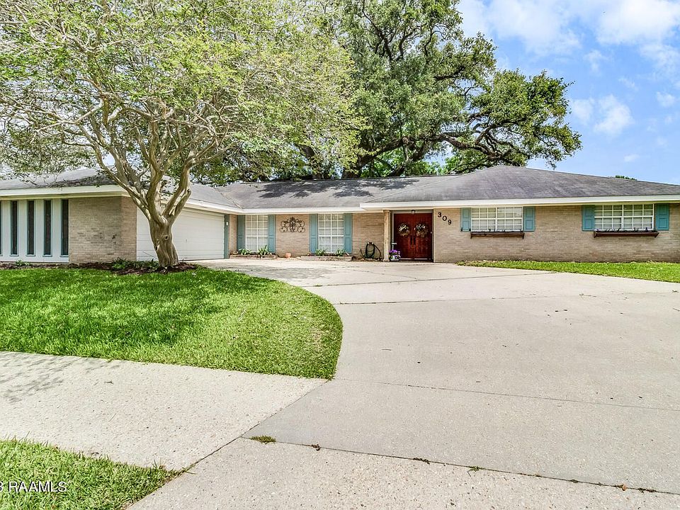 1st image of 309 S Philo Dr