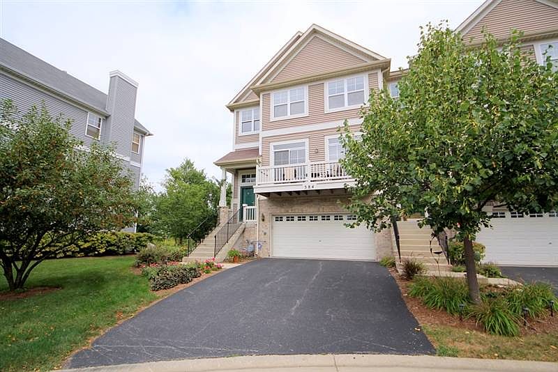 1st image of 584 Shoreline Dr