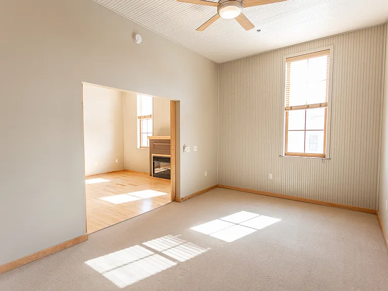 600 N Main Ave — Photo 30