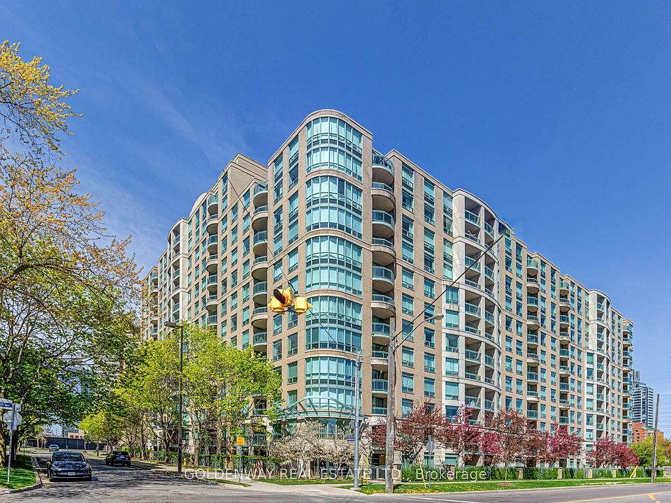 1st image of 18 Pemberton Ave #402