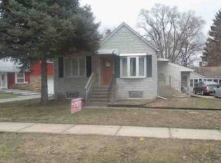 9525 Meade Ave, Oak Lawn, IL 60453