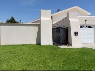 823 N Morgan St APT B, Orange, CA 92867