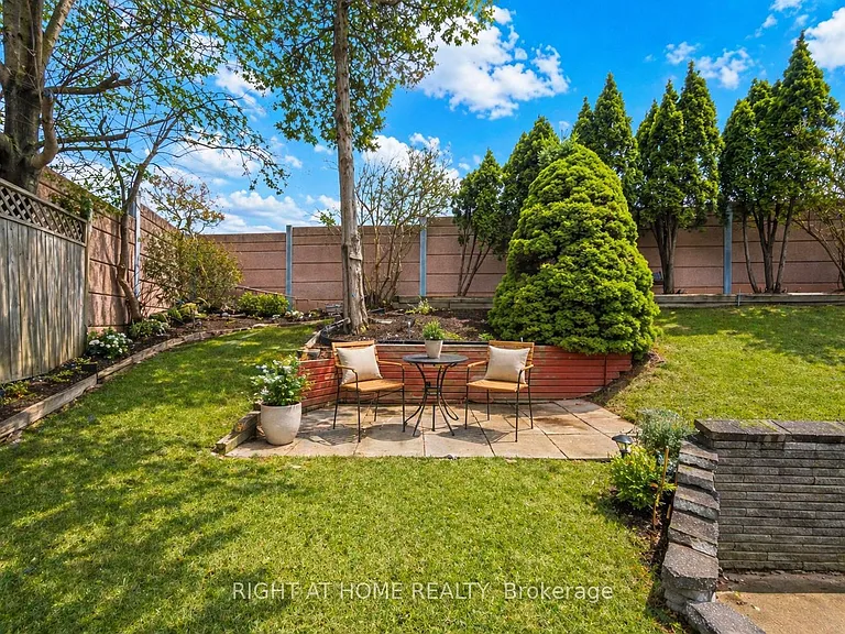 20 Pepperwood Pl — Photo 19