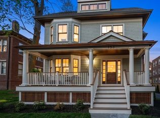 155 Babcock St #153, Brookline, MA 02446