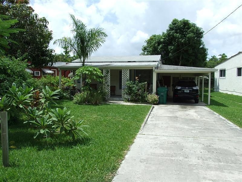 1st image of 18300 Oleta Dr