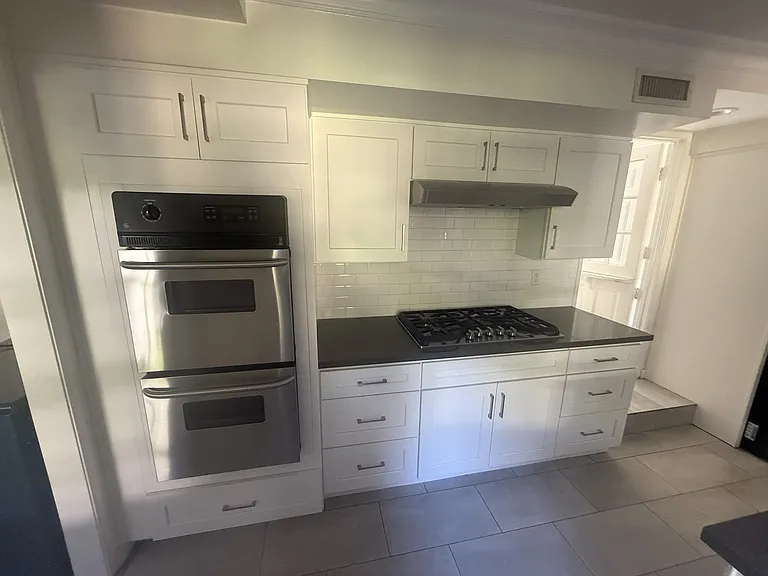 217 Starlane Dr — Photo 2
