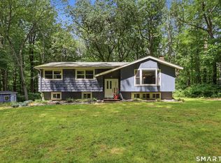 200 Hemlock Point Dr, Coventry, CT 06238