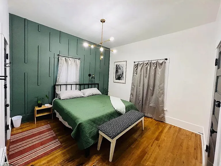 233 S Vine St — Photo 6